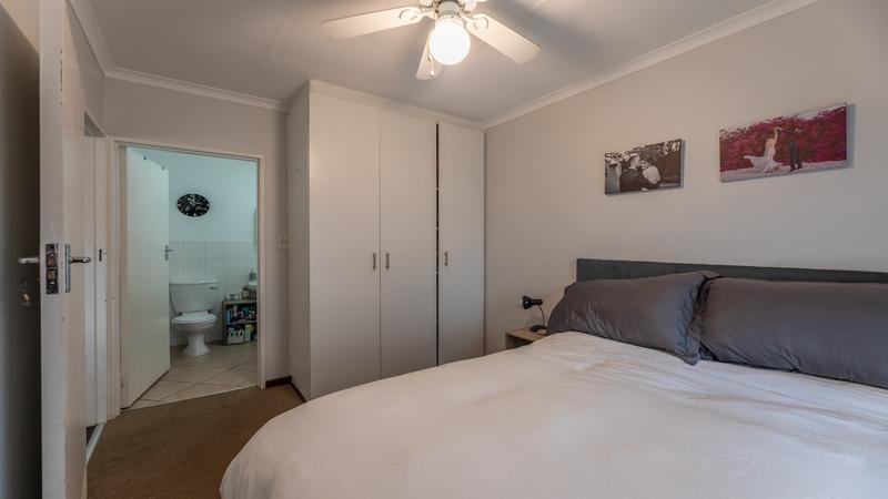 3 Bedroom Property for Sale in Paradyskloof Western Cape